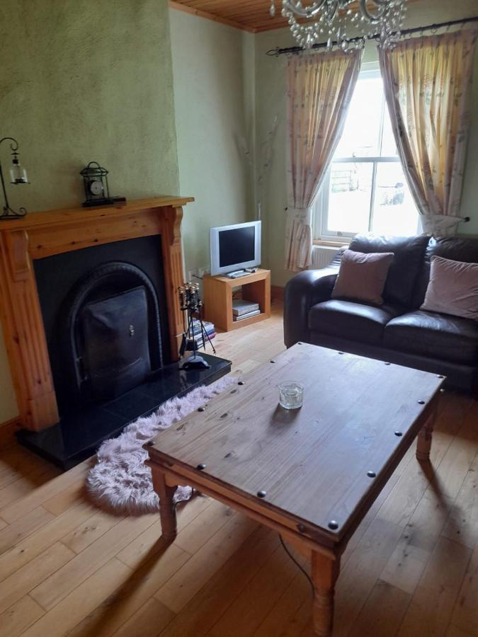 Katy Kellys Countryside Self Catering Cottage Roscommon Exteriör bild