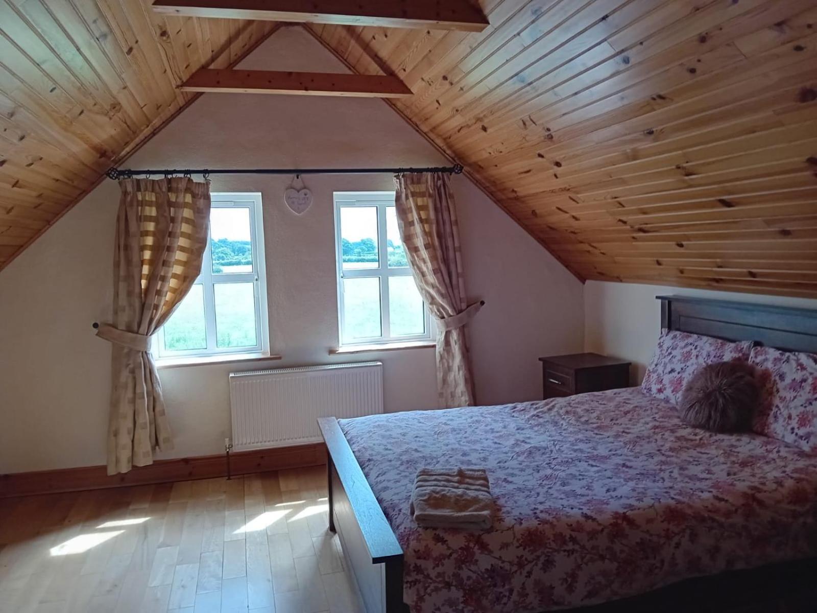 Katy Kellys Countryside Self Catering Cottage Roscommon Exteriör bild